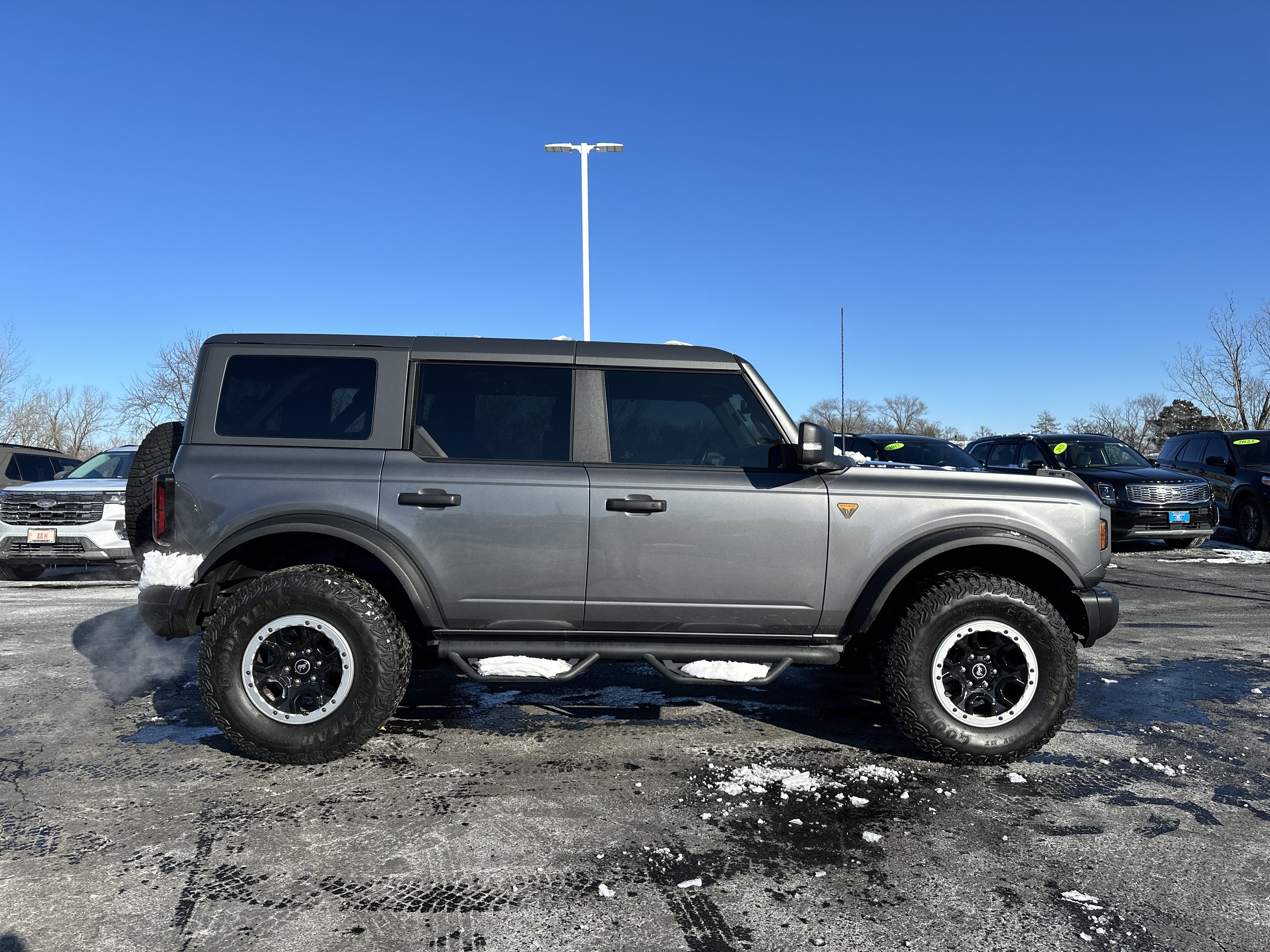Certified 2023 Ford Bronco Badlands w/ Sasquatch Package video 2