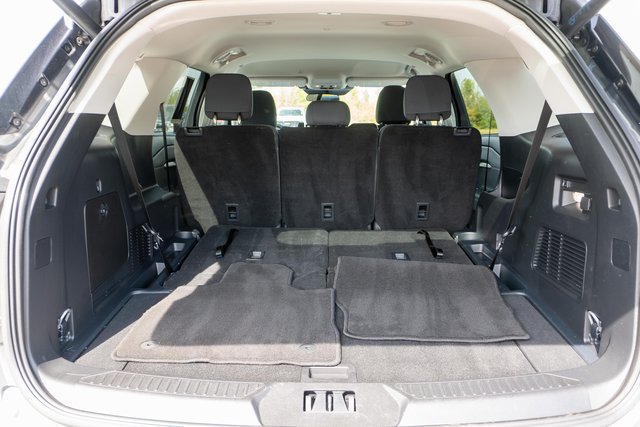 Certified 2025 Ford Explorer Active AWD/4WD image 10