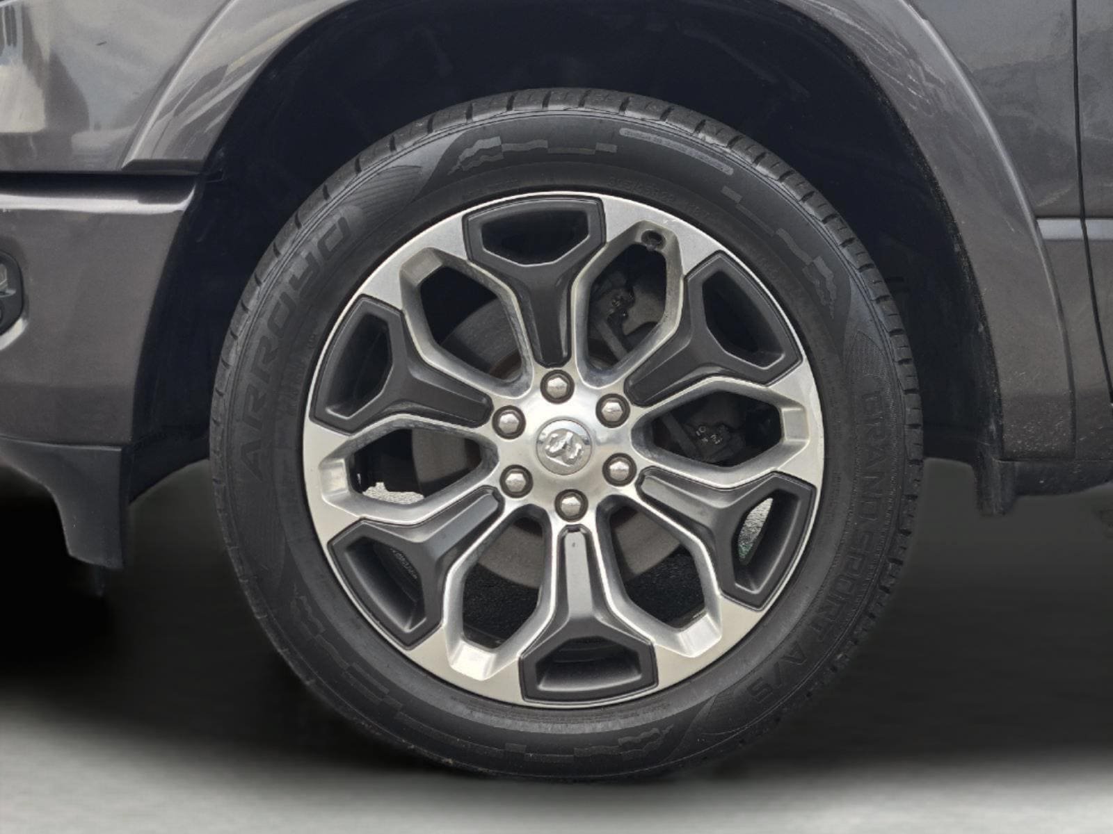 Used 2020 RAM 1500 Limited w/ Advanced Safety Group RWD image 11