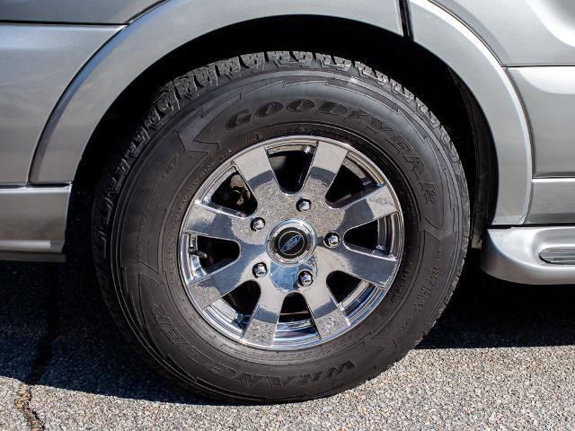 Certified 2017 Ford Transit 150 148 Low Roof w/ Exterior Upgrade Package image 5