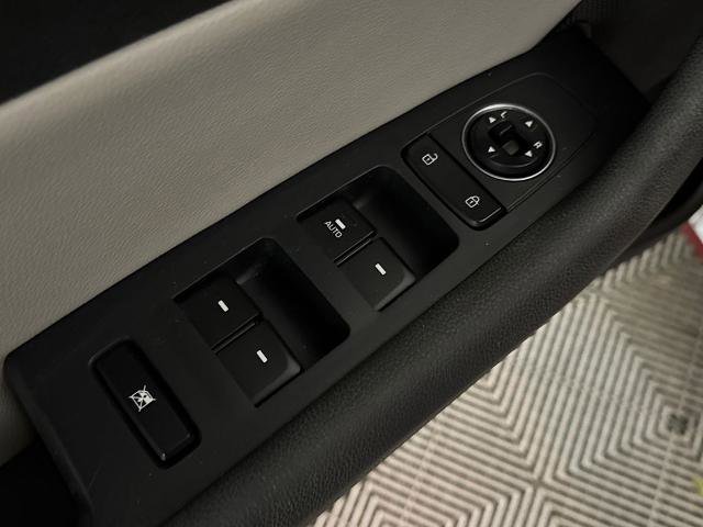 Used 2017 Hyundai Sonata Sport 2.0T image 16