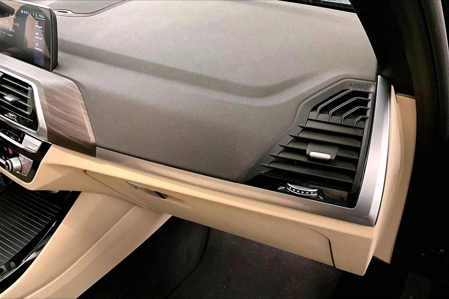 Used 2020 BMW X3 xDrive30i w/ Convenience Package image 15