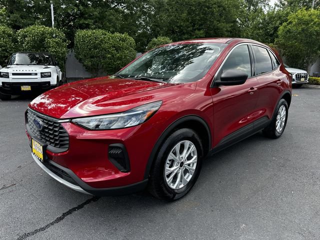 Certified 2023 Ford Escape Active w/ Tech Pack #1 AWD/4WD image 9