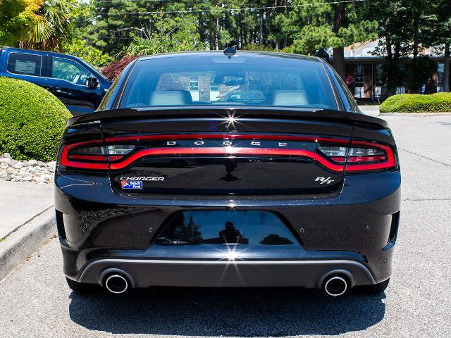 Used 2023 Dodge Charger R/T w/ Plus Group RWD image 4