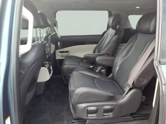 Used 2024 Kia Carnival SX Prestige FWD image 12