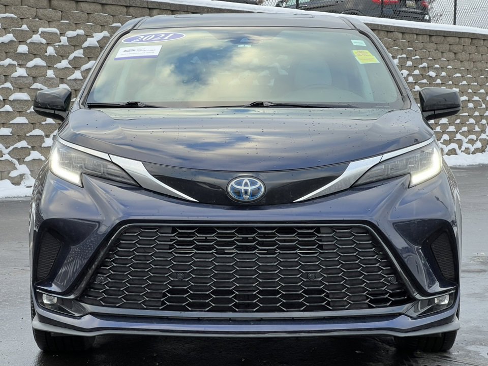 Used 2021 Toyota Sienna XSE image 37