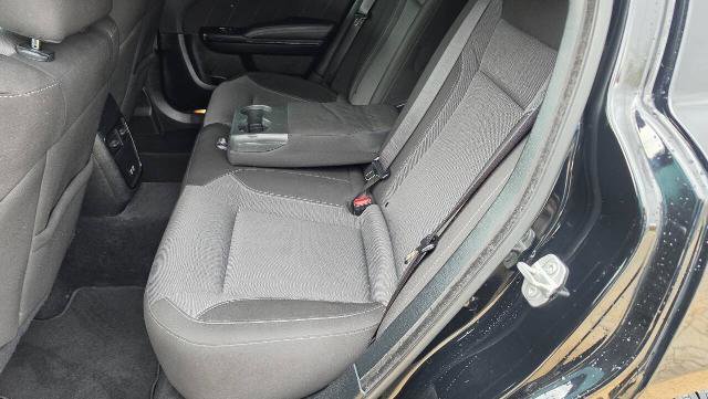 Used 2022 Dodge Charger SXT w/ Blacktop Package AWD/4WD image 11
