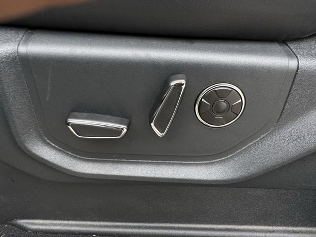 Certified 2022 Ford F350 Platinum AWD/4WD image 28