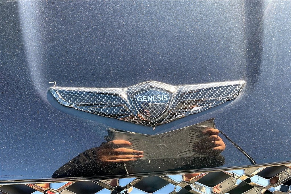 Used 2024 Genesis GV70 2.5T w/ Sport Prestige Package AWD/4WD image 31