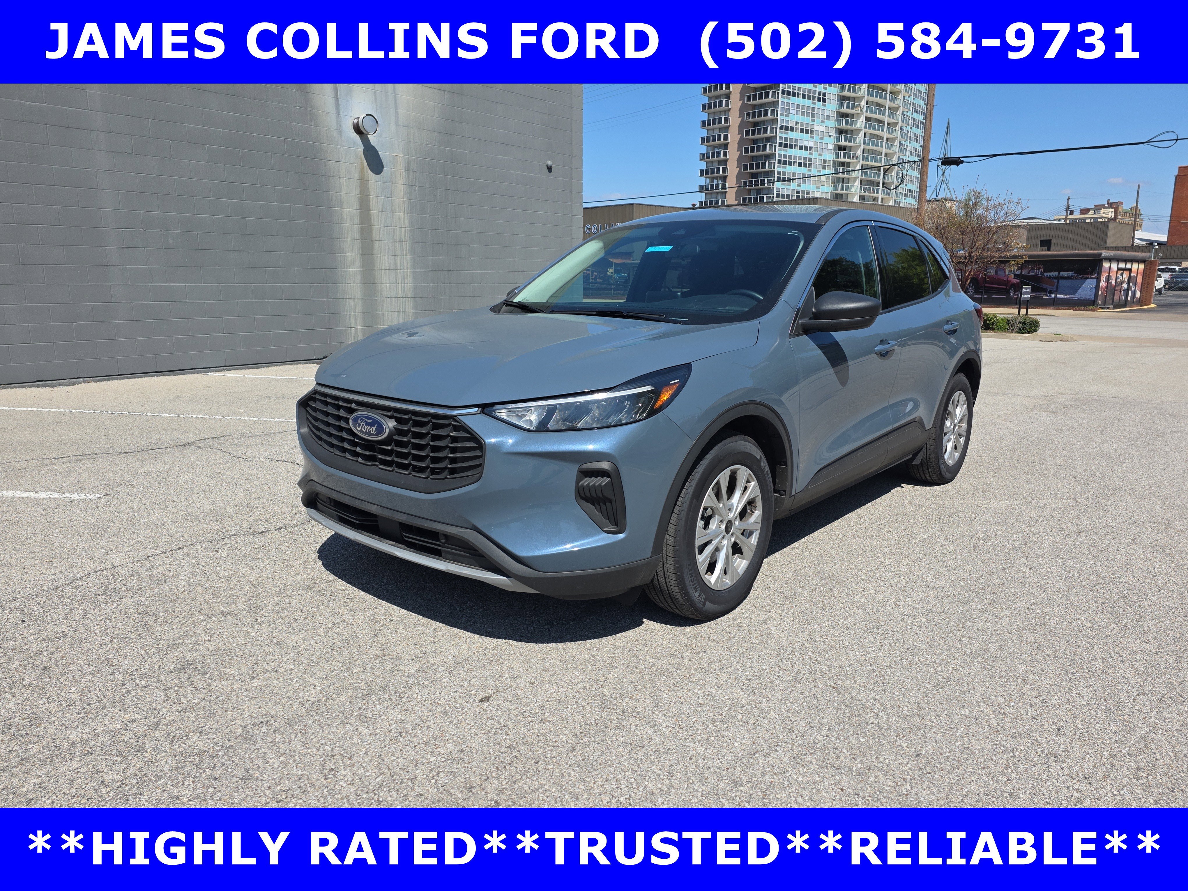 Certified 2023 Ford Escape Active FWD image 2