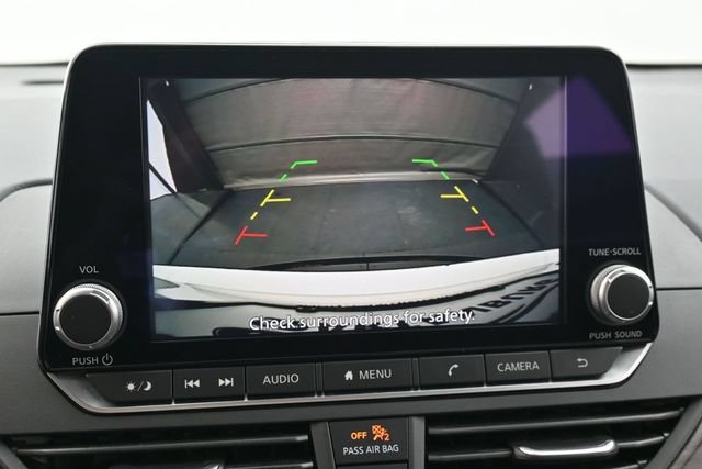 Used 2025 Nissan Altima 2.5 SV FWD image 21