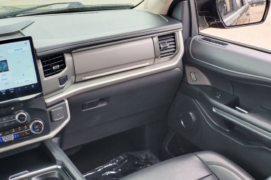 Certified 2024 Ford Expedition Max XLT RWD image 20