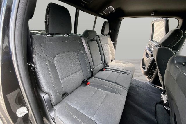 Used 2025 RAM 1500 Big Horn AWD/4WD image 30