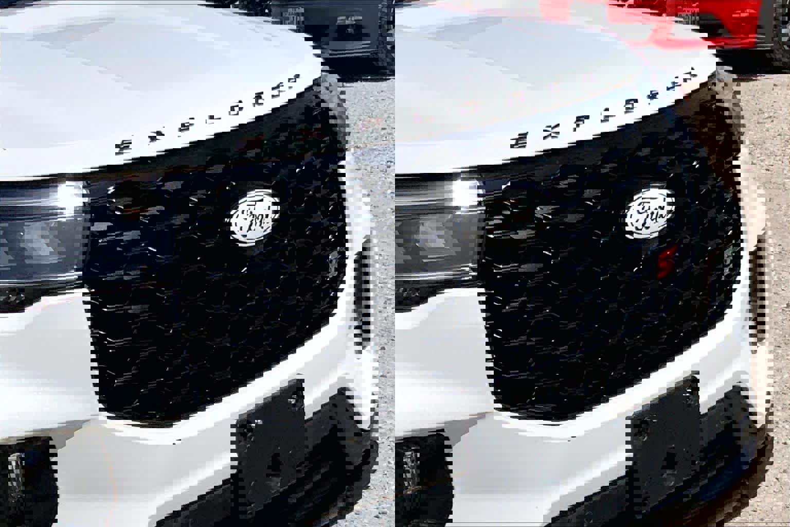 Certified 2025 Ford Explorer ST image 27