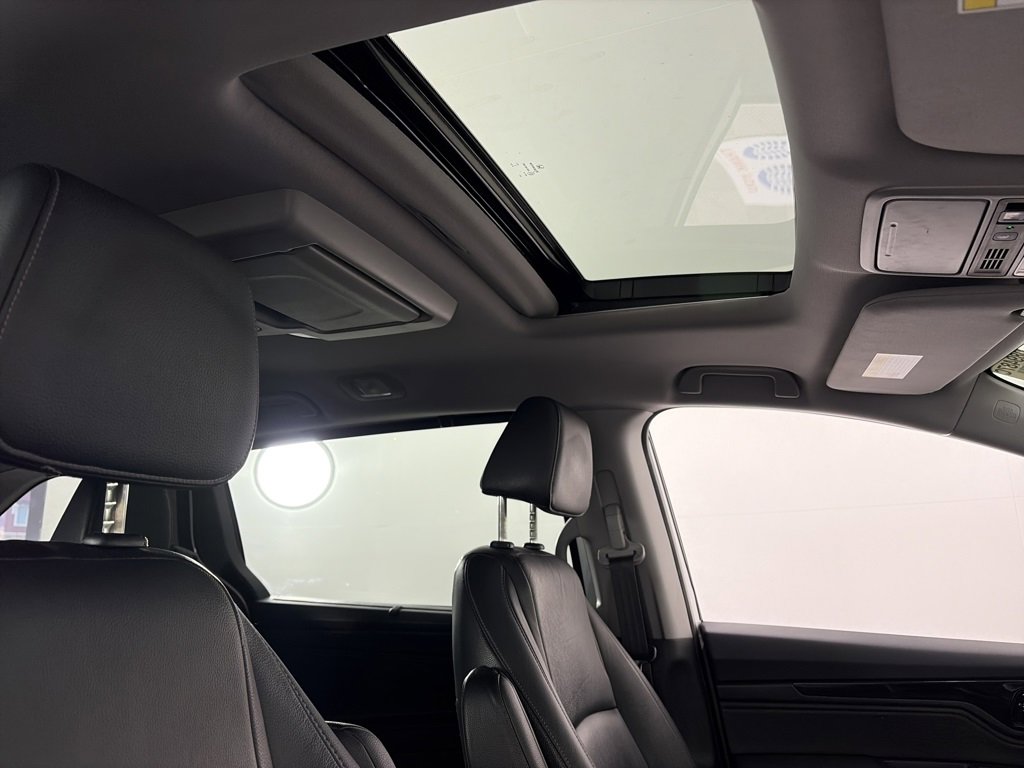 Used 2021 Honda Odyssey Touring image 32