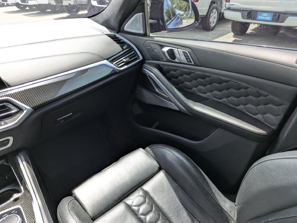 Used 2020 BMW X6 M Competition w/ Executive Package AWD/4WD image 17