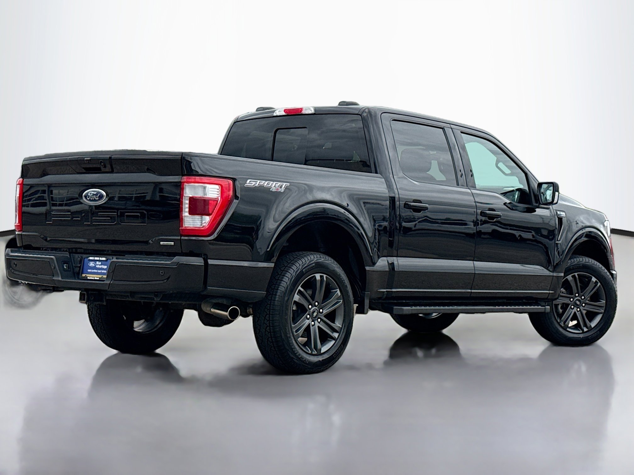 Certified 2023 Ford F150 Lariat w/ Equipment Group 502A High AWD/4WD image 2