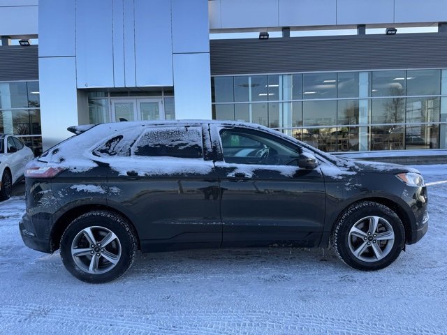 Certified 2024 Ford Edge SEL w/ Convenience Package image 4