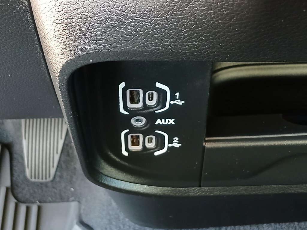 Used 2026 RAM 3500 Tradesman AWD/4WD image 19