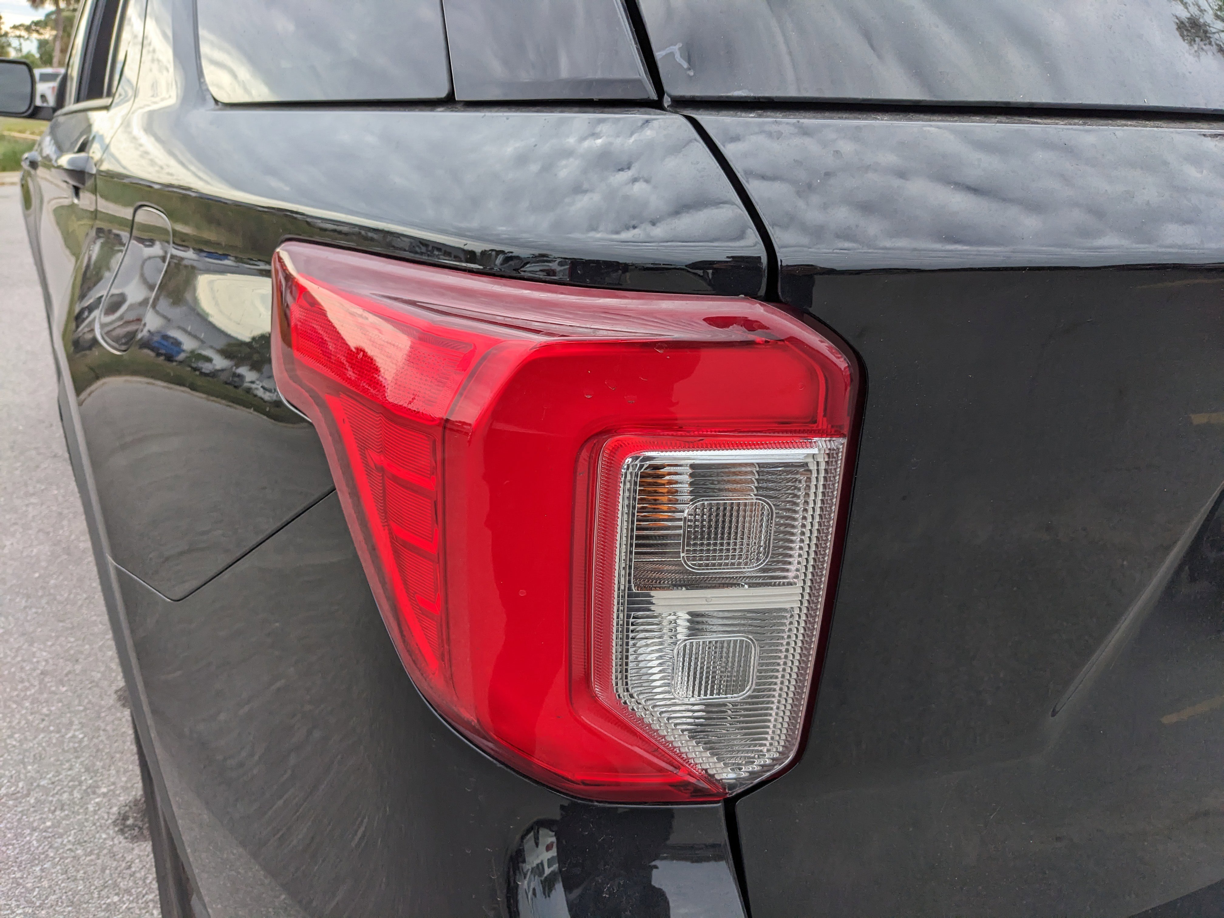 Certified 2022 Ford Explorer XLT w/ Equipment Group 202A image 11