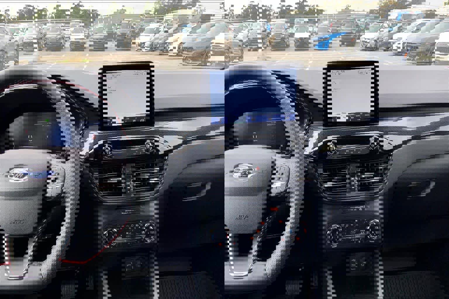 Certified 2025 Ford Escape ST-Line w/ Equipment Group 301A image 7