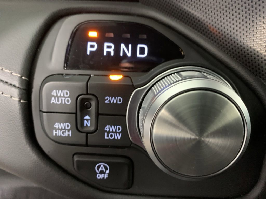 Used 2025 RAM 1500 Limited AWD/4WD image 33