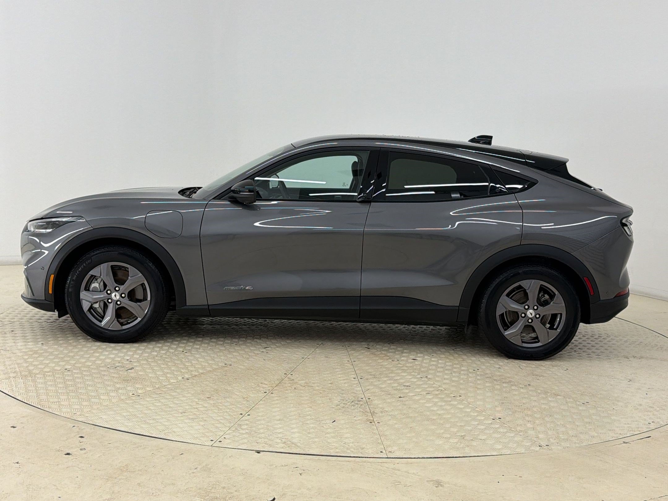 Certified 2023 Ford Mustang Mach-E Select AWD/4WD image 2