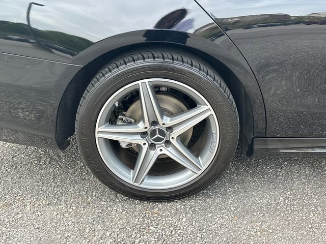 Used 2017 Mercedes-Benz E 300 4MATIC image 17