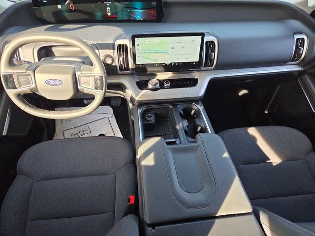 Certified 2025 Ford Expedition Active image 16