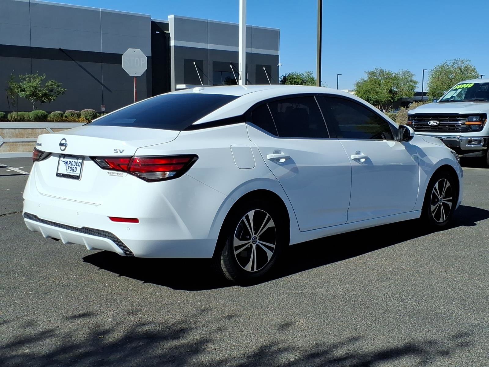 Used 2023 Nissan Sentra SV FWD image 5