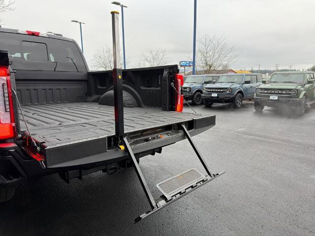 Certified 2025 Ford F350 Platinum AWD/4WD image 21