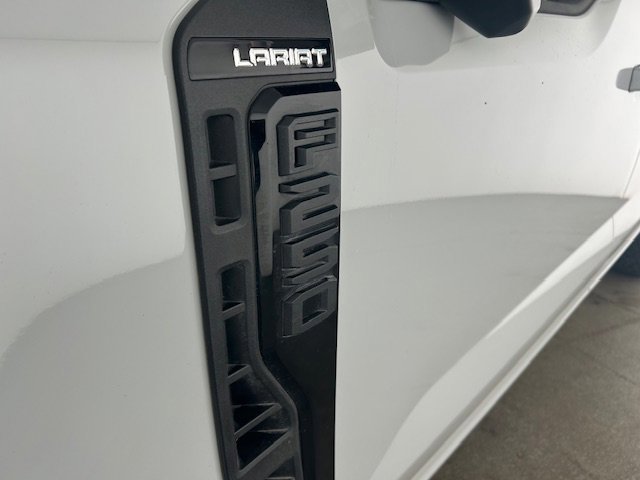 Certified 2025 Ford F250 Lariat w/ Lariat Ultimate Package image 21