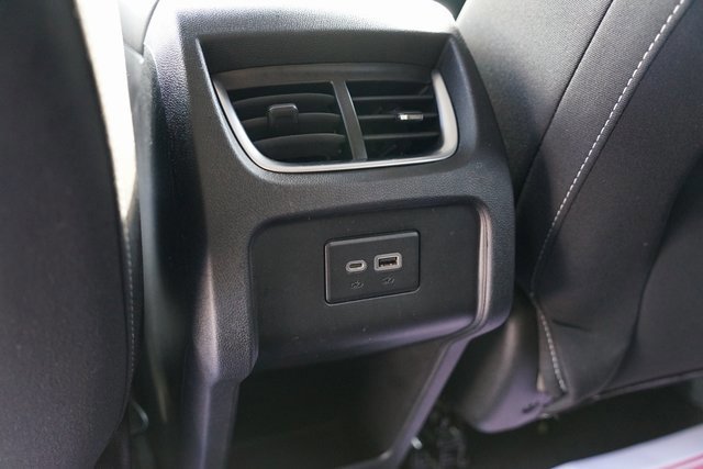 Used 2023 Chevrolet Blazer LT image 9