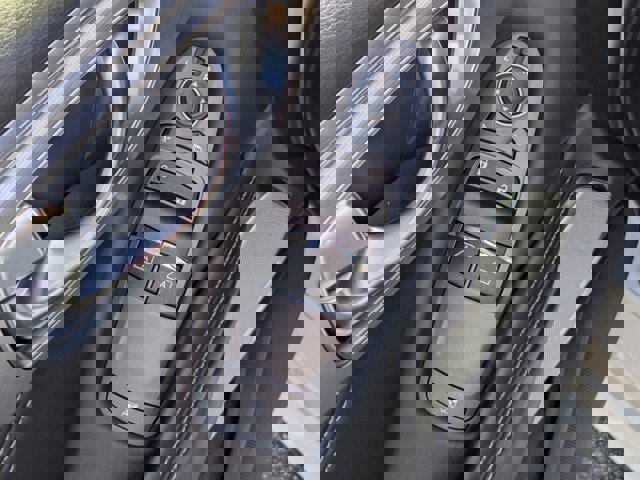 Used 2022 INFINITI Q60 3.0t Luxe w/ Essential Package image 16