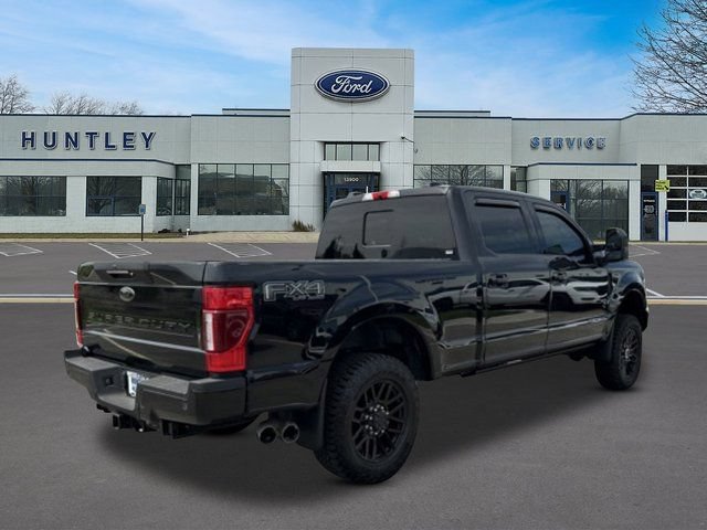 Certified 2022 Ford F350 Lariat w/ Black Appearance Package AWD/4WD image 4
