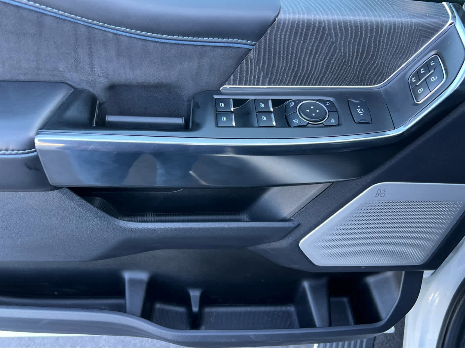 Certified 2025 Ford F350 Platinum image 29