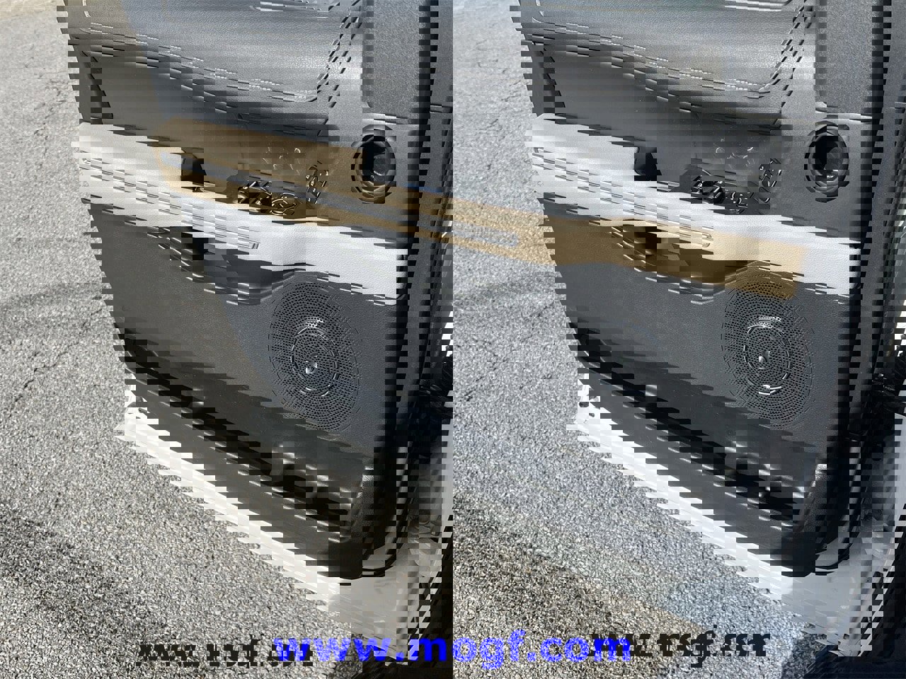 Certified 2024 Ford Expedition Limited image 24