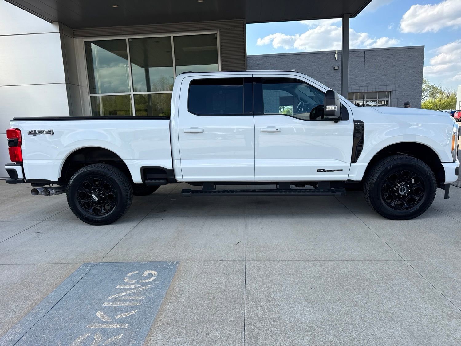 Certified 2023 Ford F250 XLT w/ Black Appearance Package AWD/4WD image 10