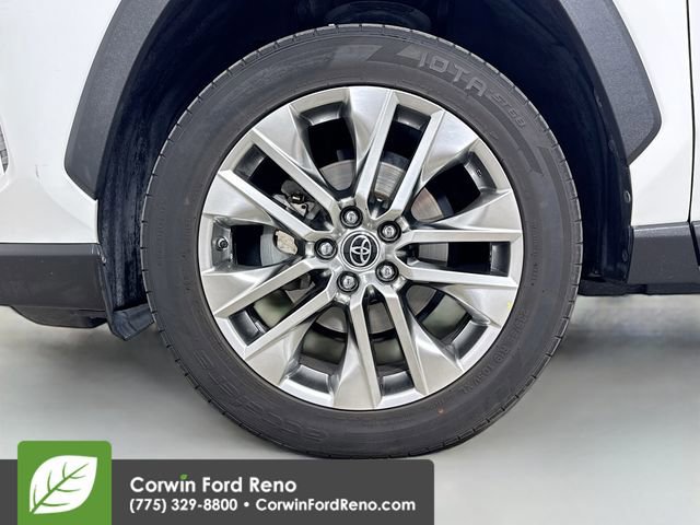 Used 2019 Toyota RAV4 XLE Premium w/ All Weather Liner Package image 29