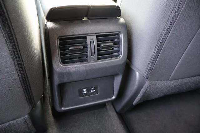 Used 2024 Nissan Rogue SV image 25