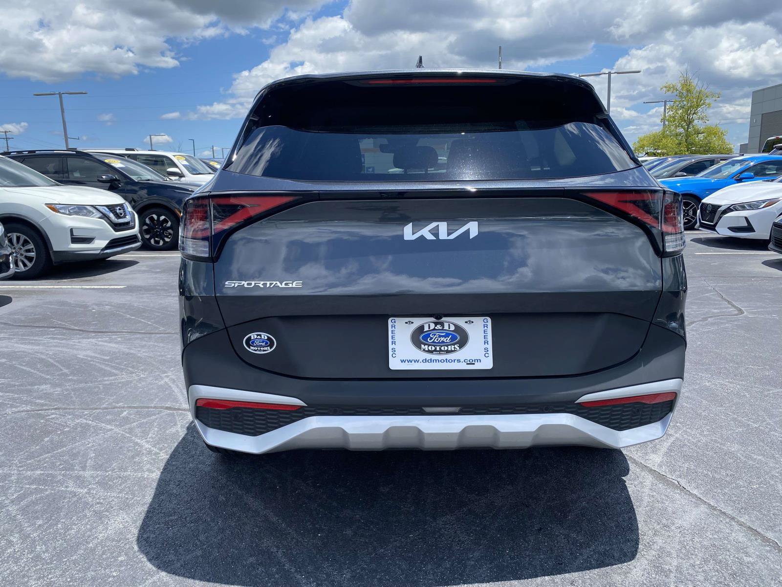 Used 2024 Kia Sportage EX FWD image 6