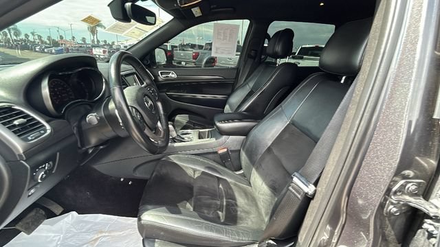Used 2017 Jeep Grand Cherokee Altitude AWD/4WD image 17