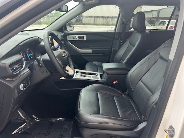 Certified 2021 Ford Explorer Limited w/ Equipment Group 301A RWD image 12