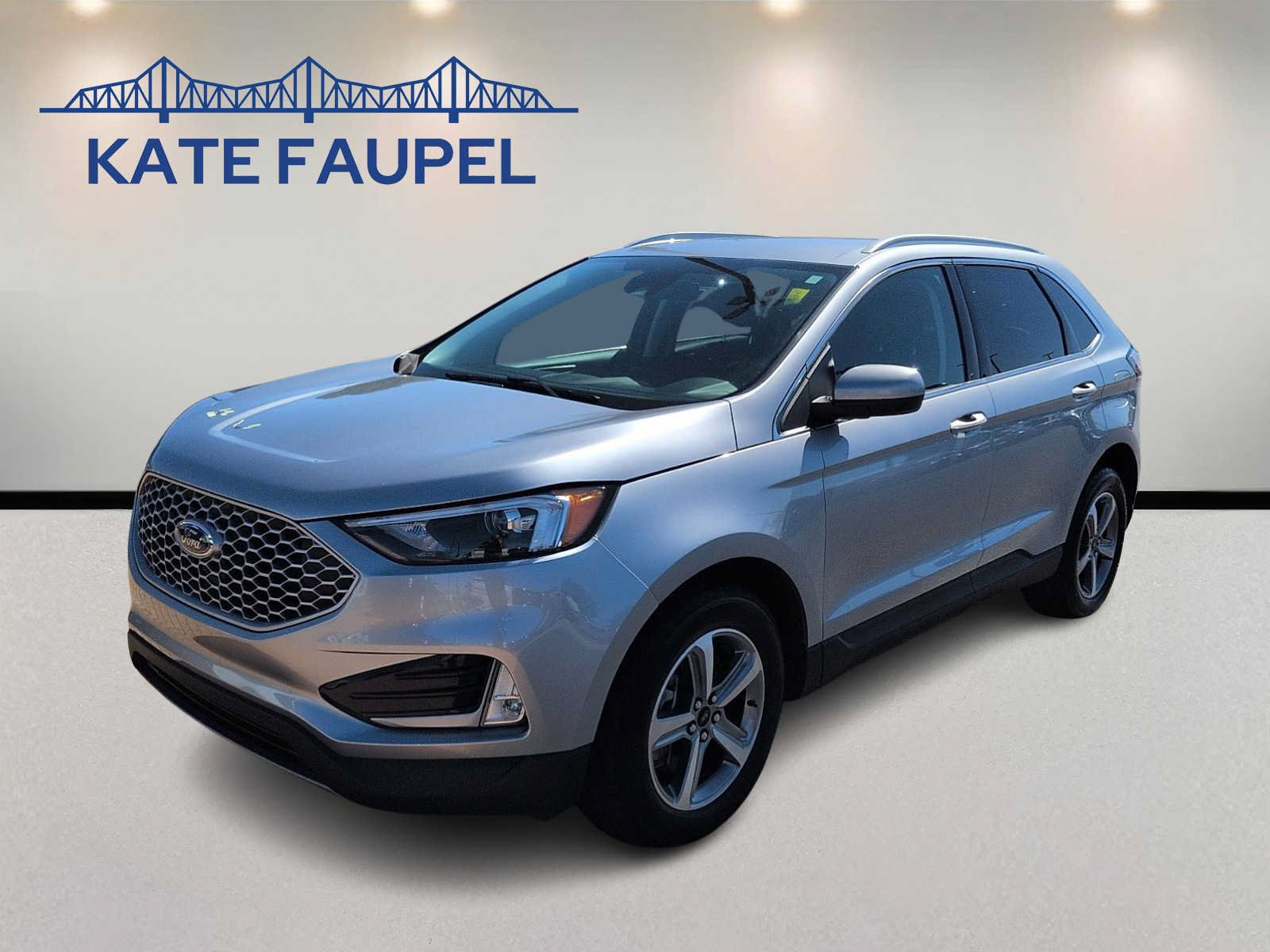 Certified 2024 Ford Edge SEL w/ Convenience Package AWD/4WD image 3