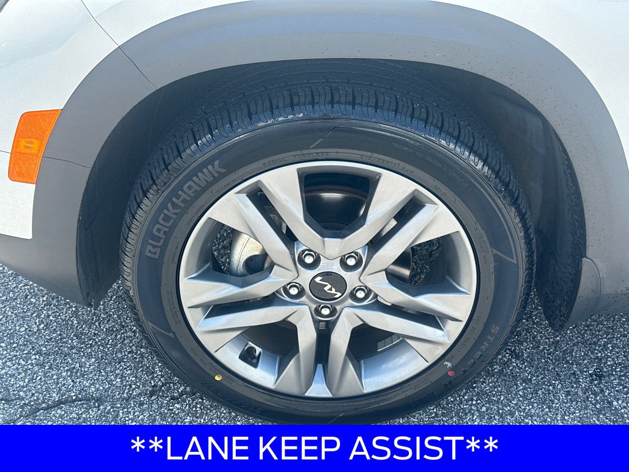Used 2022 Kia Seltos S FWD image 13
