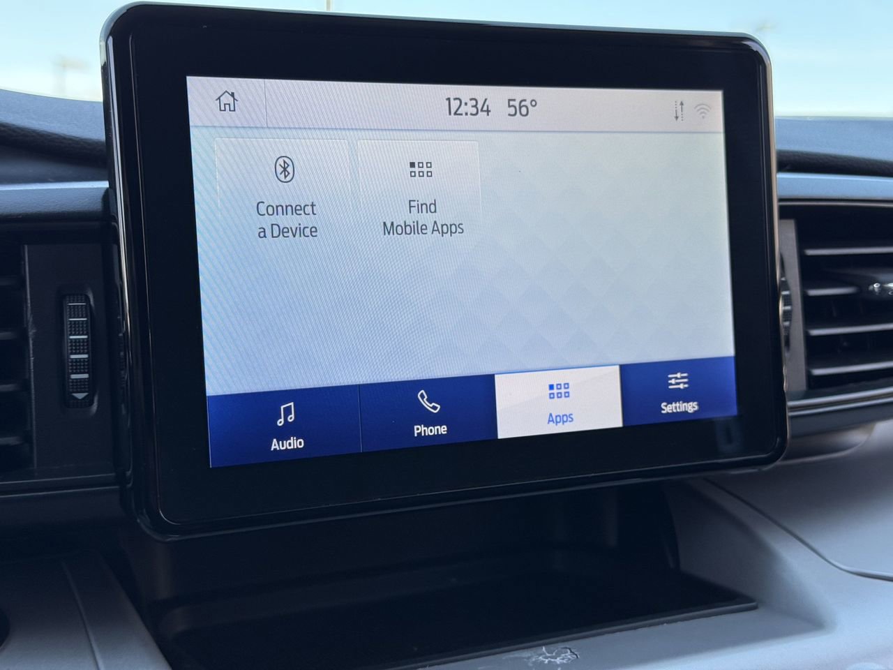 Certified 2024 Ford Explorer XLT image 17