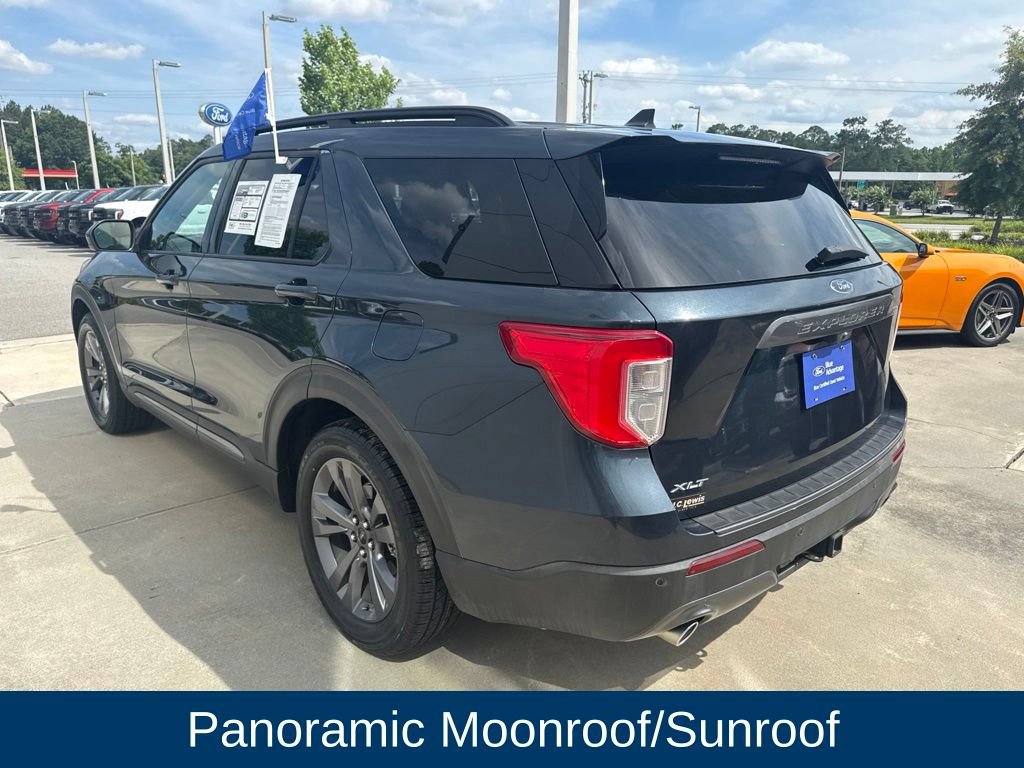 Certified 2023 Ford Explorer XLT w/ Equipment Group 202A RWD image 5