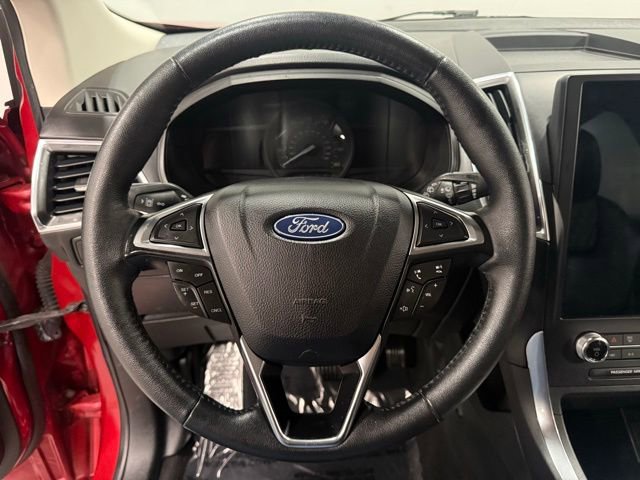 Certified 2024 Ford Edge Titanium AWD/4WD image 22