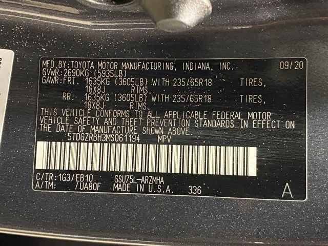 Used 2021 Toyota Highlander XLE AWD/4WD image 31