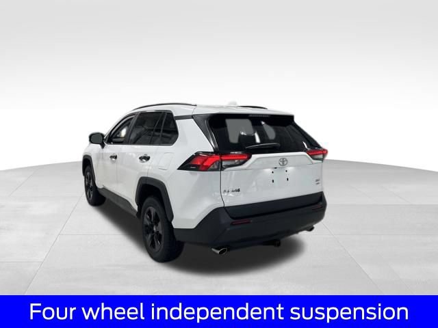 Used 2022 Toyota RAV4 XLE AWD/4WD image 7